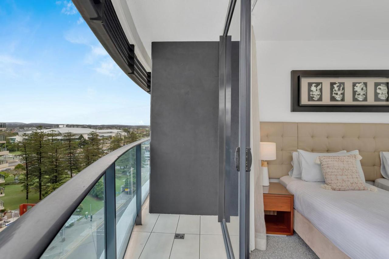 Luxury Living At The Oracle Apartment Gold Coast